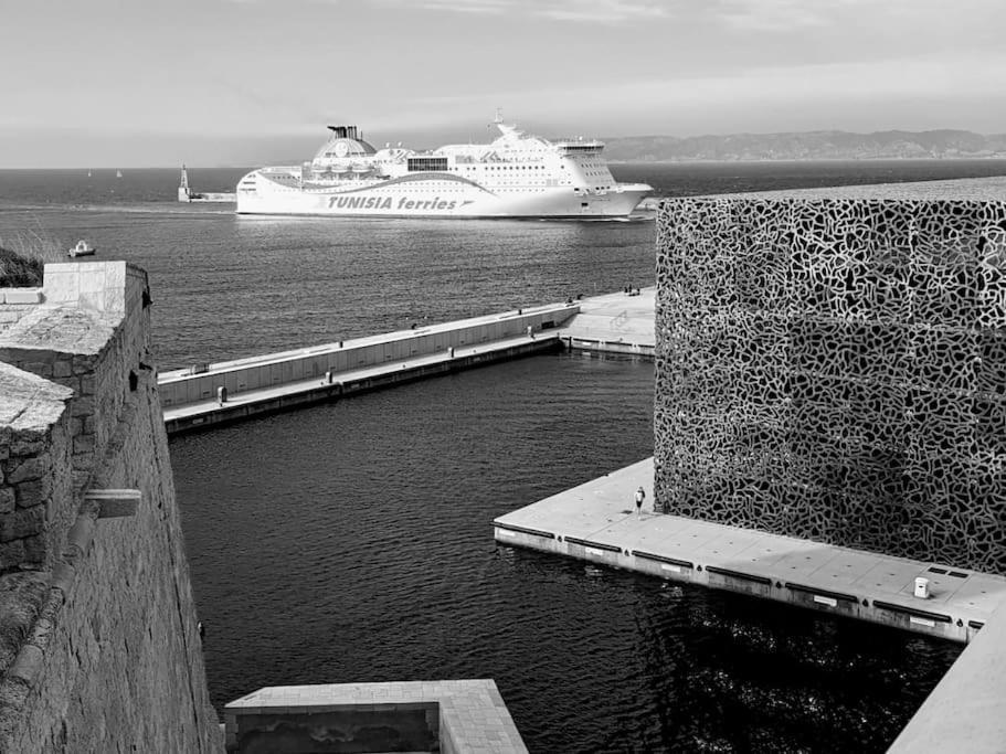 Escapade Marseillaise Pres Des Terrasses Du Port Apartamento Marselha Exterior foto